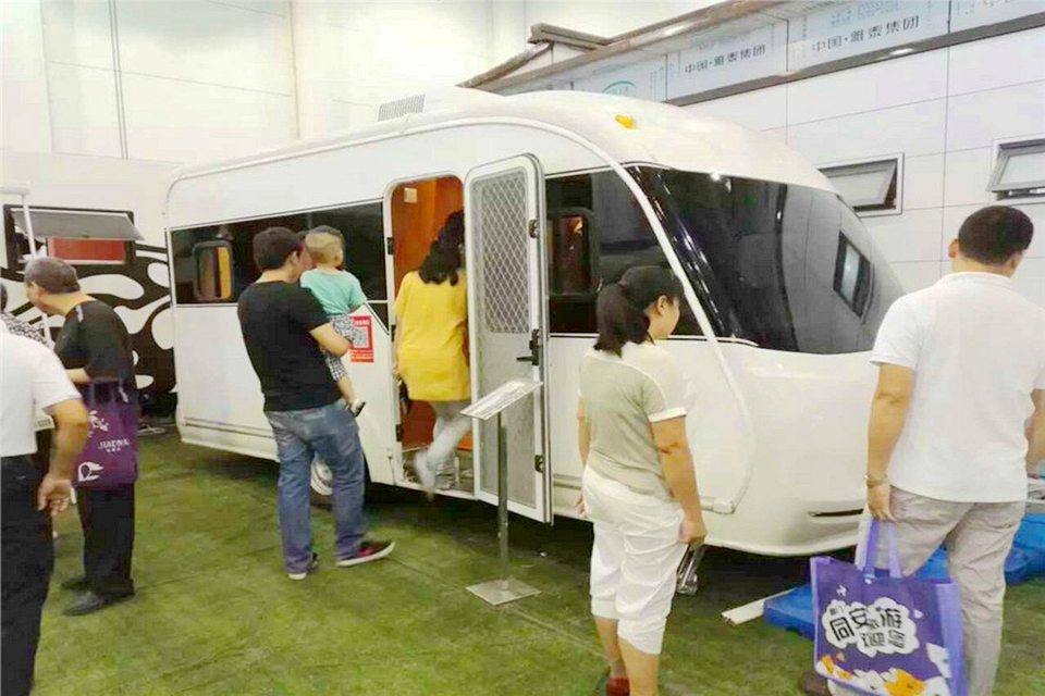 佳乐拖挂式营地房车（6米）