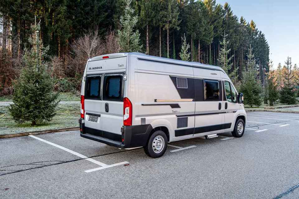 TWIN600 双人床