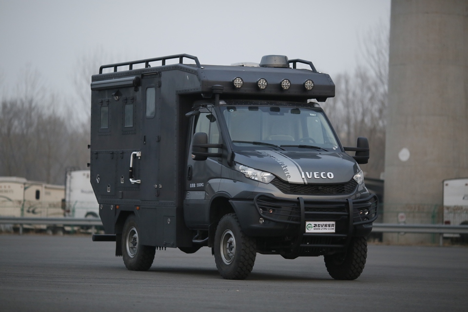 4×4越野房车