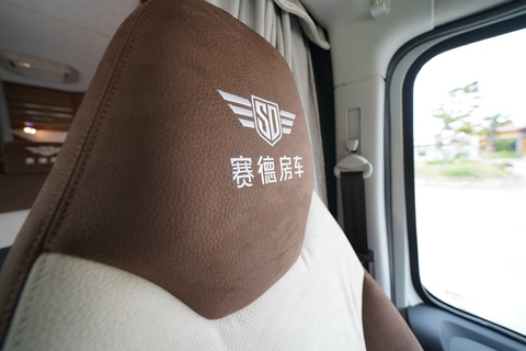 驾驶舱