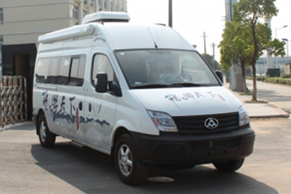 畅游B1
