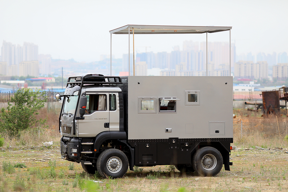 4×4重型越野房车