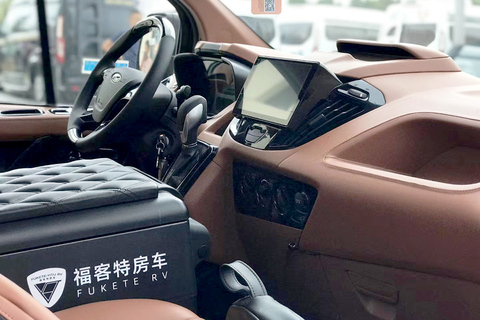 驾驶舱