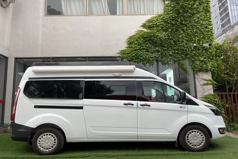 江铃全顺B型升顶房车