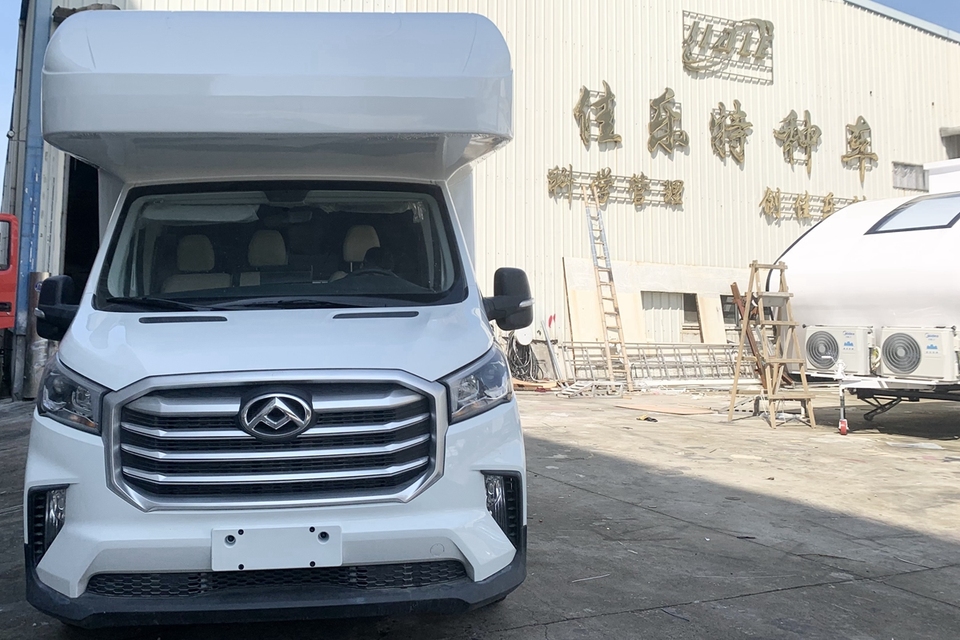 大通V90 C型房车