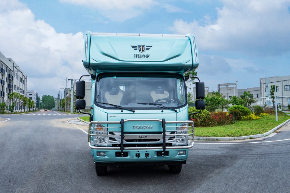五十铃轻卡房车