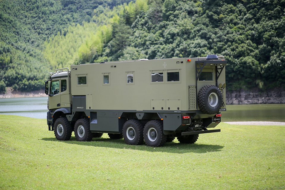 T 型越野房车