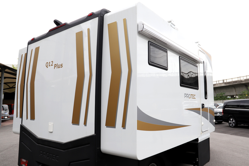 Q12 Plus