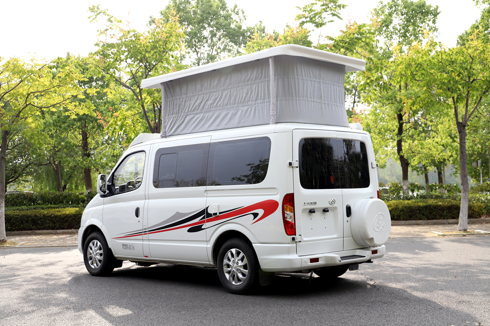 大通V80低顶纵床版