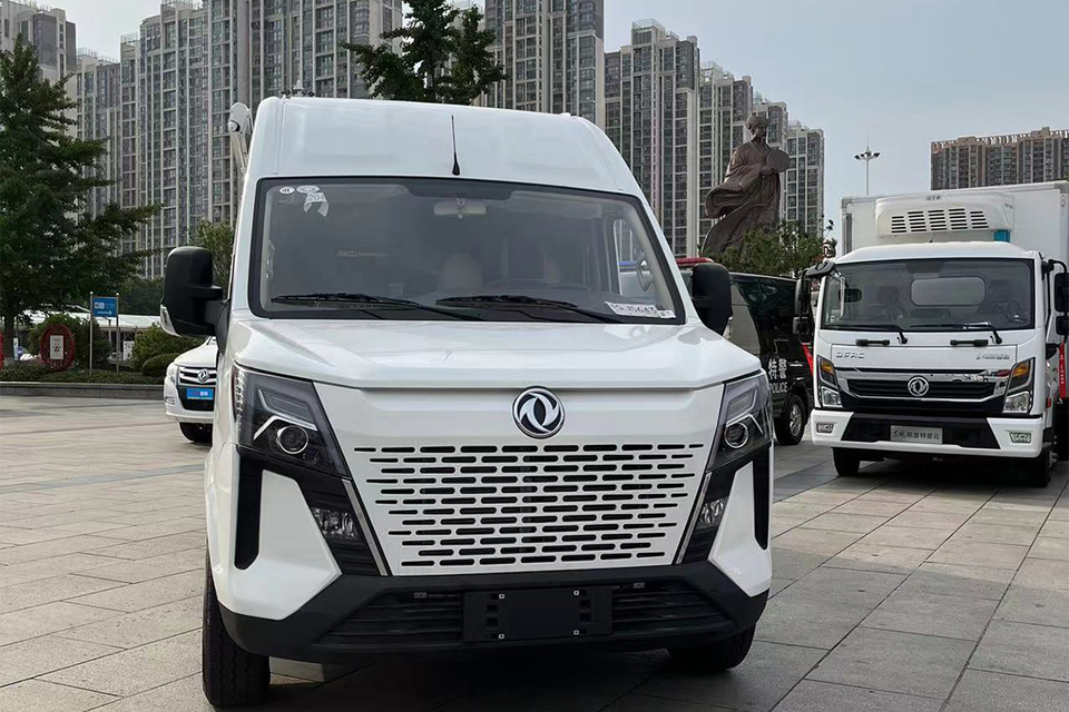 2022款长轴高顶版