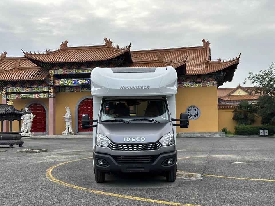 C600后进门版