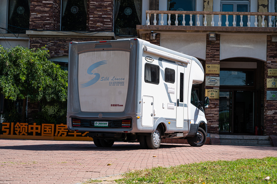 S60