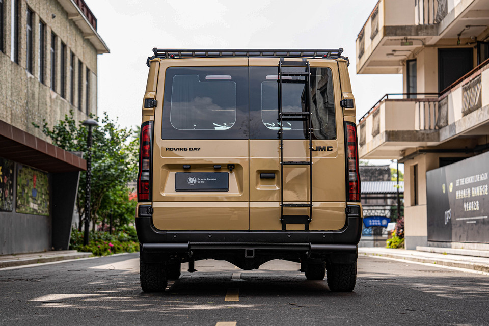 宿营车