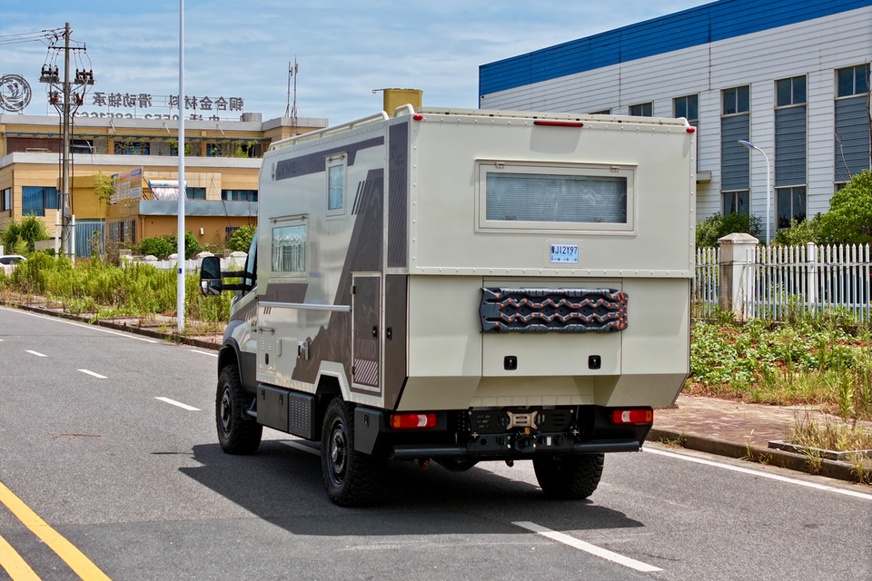 T型越野房车