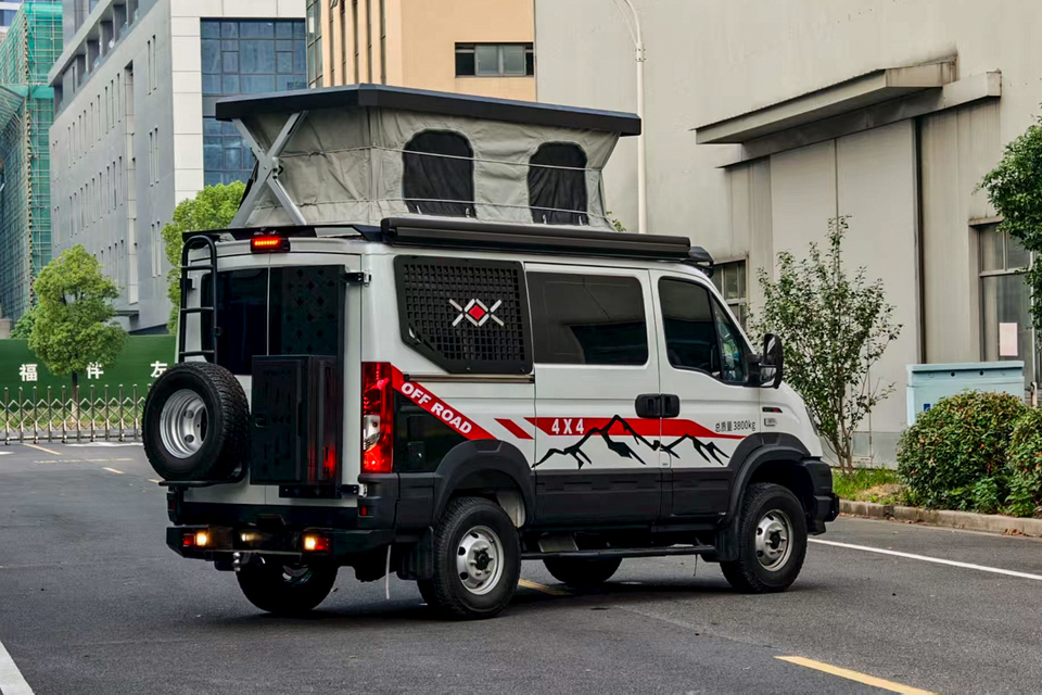 Y500越野宿营车