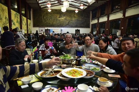 第19届亚太房车露营大会车友答谢晚宴 第 14 张