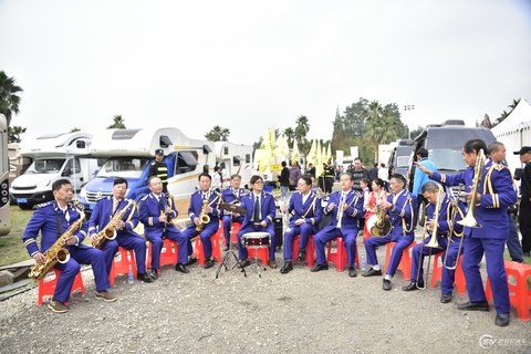 21RV房车家族亚太露营大会巡游 第 2 张