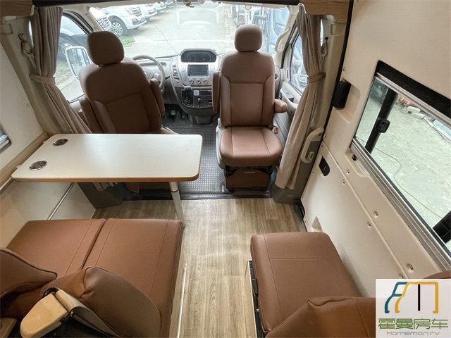 上汽大通 2018 款上汽大通MAXUSRV80原厂B型房车