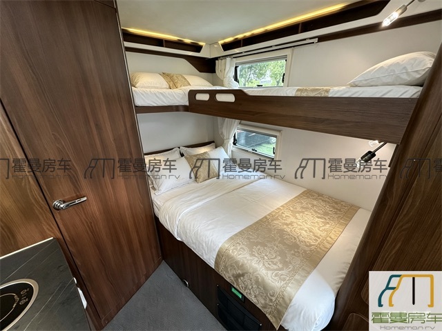 依维柯房车 2024款雅升依维柯C型房车