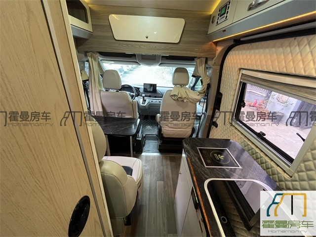 大通房车 2020款神狐大通V90 B型房车