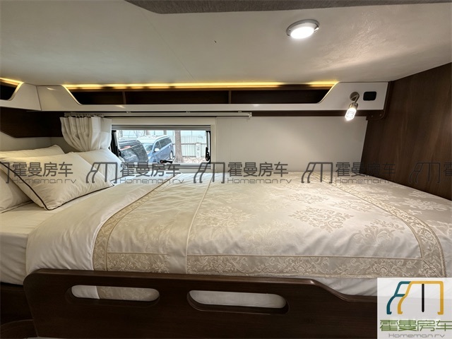 依维柯房车 2024款雅升依维柯C型房车