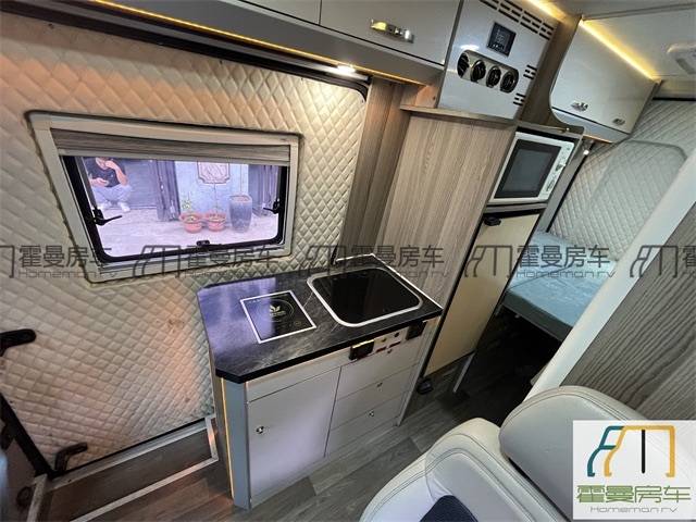 大通房车 2020款神狐大通V90 B型房车