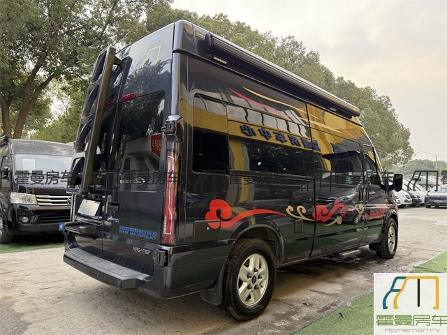 康派斯房车 2023款福特新世代pro康派斯B型房车