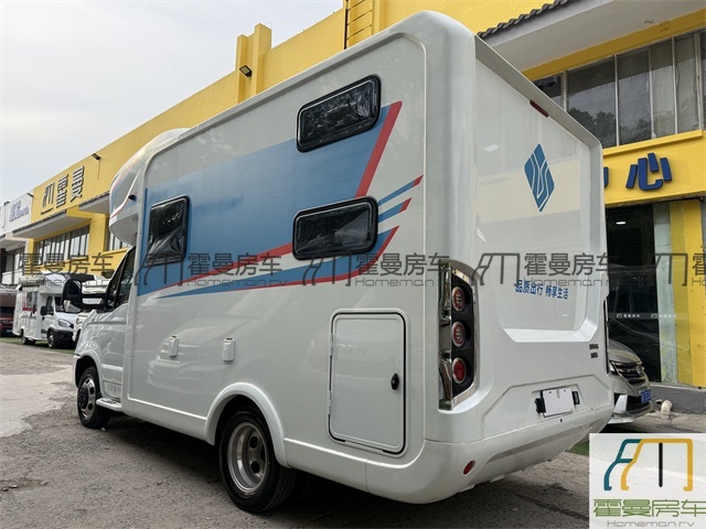 依维柯房车 2024款雅升依维柯C型房车