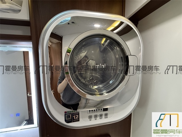 依维柯房车 2024款雅升依维柯C型房车