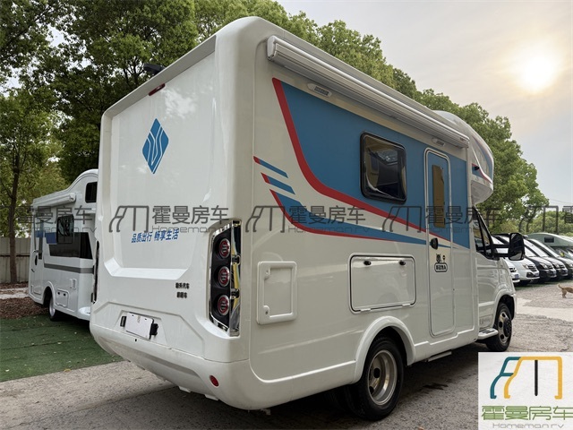 依维柯房车 2024款雅升依维柯C型房车