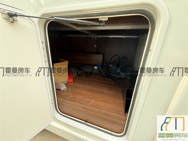 依维柯房车 2024款雅升依维柯C型房车