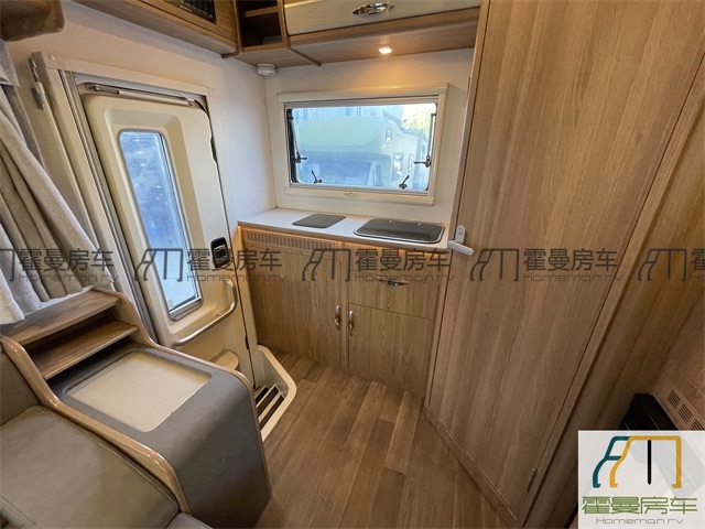 依维柯房车 2021款 金冠宾歌 c型 依维柯欧胜房车
