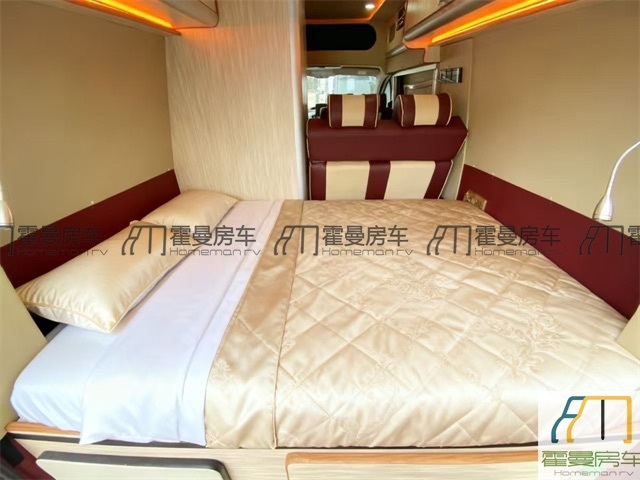 福特房车 2019 款江铃福特 B 型房车