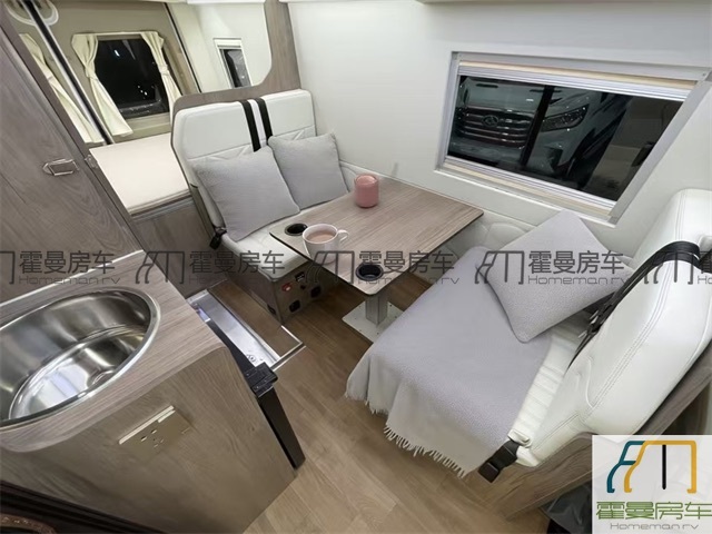 东风御风房车 2025款东风御风B型房车