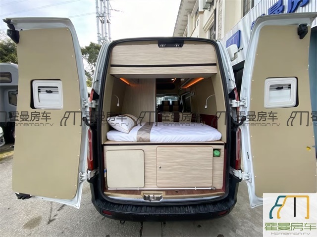 福特房车 2019 款江铃福特 B 型房车