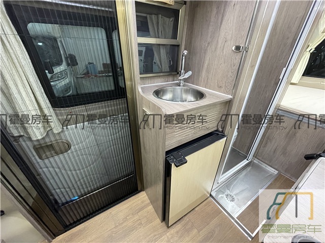 东风御风房车 2025款东风御风B型房车