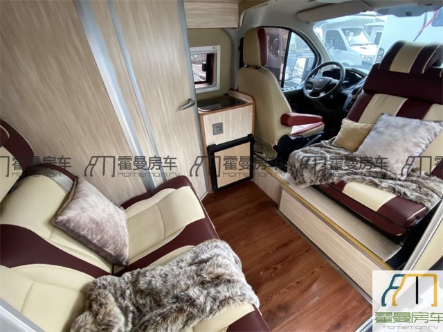 福特房车 2019 款江铃福特 B 型房车