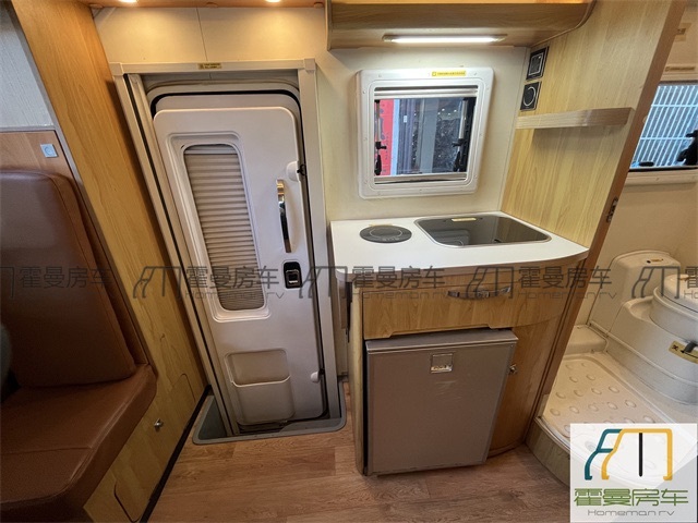 大通房车 2017上汽大通RV80 C型旅居房车