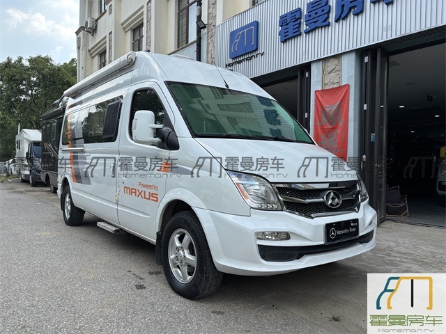 大通房车 2017款卫航大通V80 长轴高顶B型房车