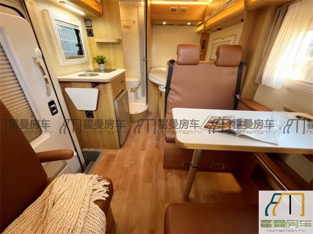 大通房车 2017上汽大通RV80 C型旅居房车
