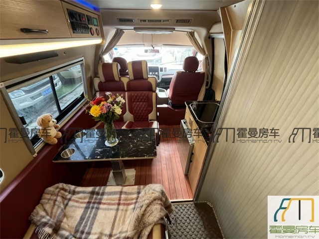 福田G9房车 2021款福田G9 B型房车